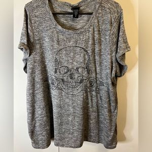 Torrid gray Skull Tshirt